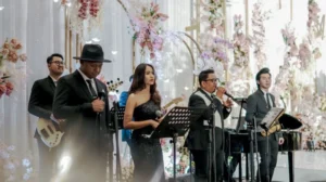 Cara Menyusun Daftar Lagu untuk First Dance atau Momen Khusus