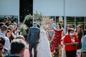 Tips Supaya Teman dan Keluarga Ikut Merasa Dilibatkan